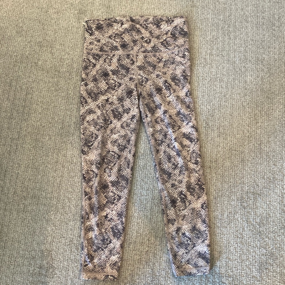 Gapfit Snake Print  7/8 pants